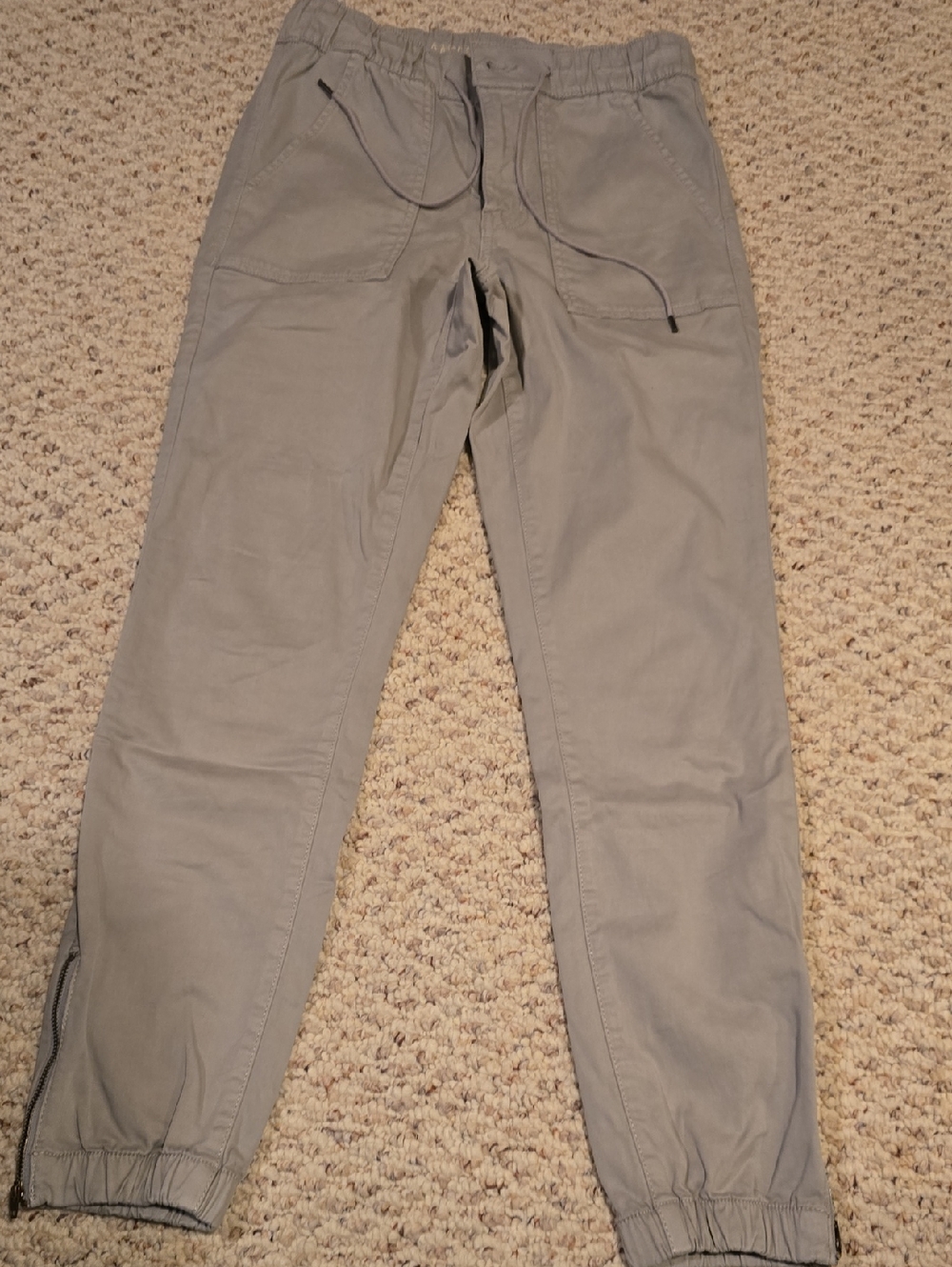 American Eagle Outfitters women's Light Gray Jogger Pants
